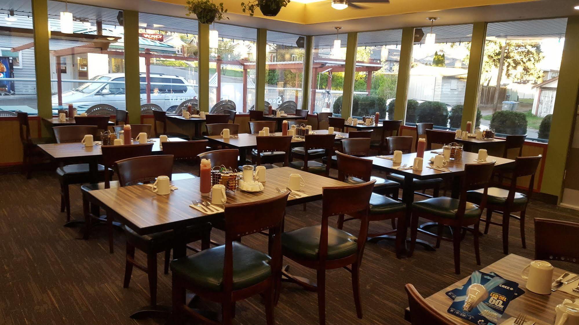 Scott's Inn&Restaurant Kamloops Exteriör bild